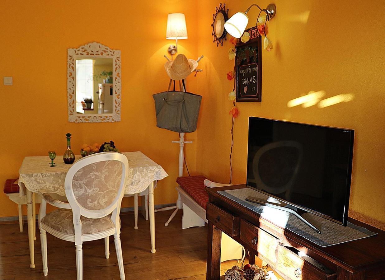 Roso Apartman Gradac  Kültér fotó